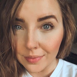 Meet your Posher, Jaclyn